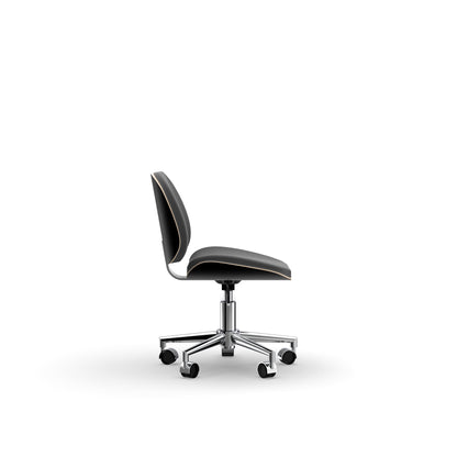 Graphite - Lexor PRIVÉ Pedicure Stool side