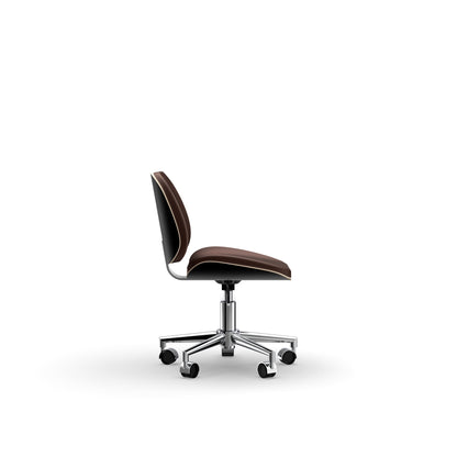 Mocha - Lexor PRIVÉ Pedicure Stool side