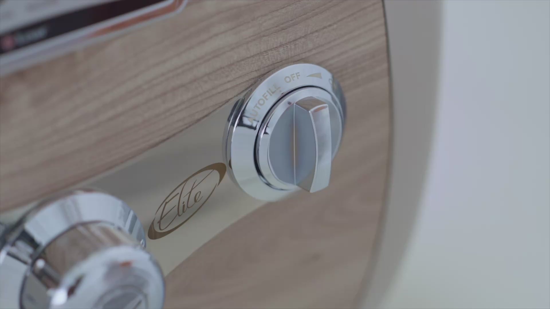 Elite Pedicure Chair's Auto-Fill