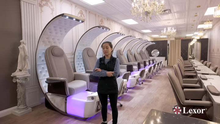 Chủ Tiệm Chau's Nails Bất Ngờ Vì Không Gian Sang Trọng